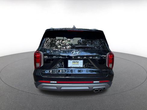 Used 2025 Hyundai Palisade SEL FWD image 6