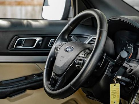 Used 2017 Ford Explorer 4WD image 15