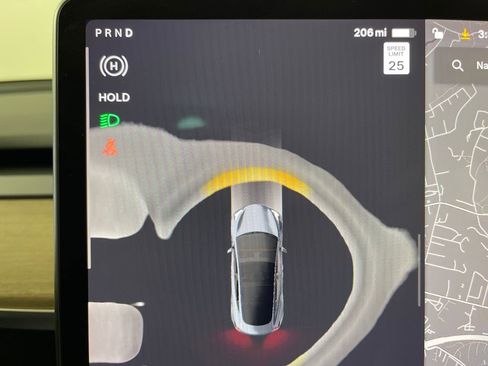 Used 2023 Tesla Model 3 Standard Range image 20