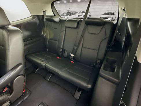 Used 2022 Kia Telluride S FWD image 30