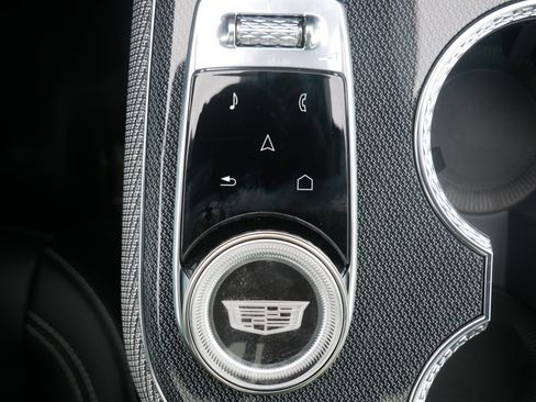 New 2026 Cadillac Optiq Sport 1 image 24