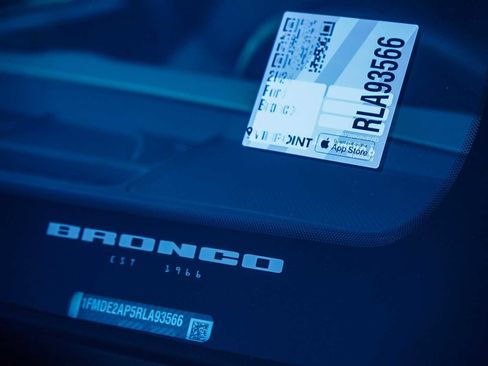 Used 2024 Ford Bronco Wildtrak image 27