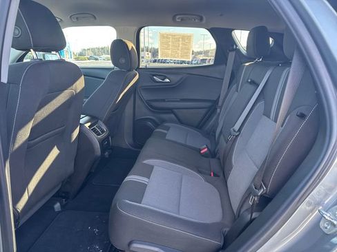 Used 2025 Chevrolet Blazer LT AWD/4WD image 30