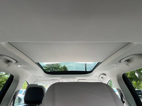 New 2026 Lincoln Nautilus Reserve AWD/4WD image 20