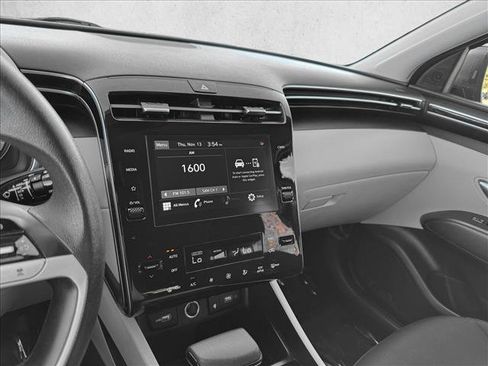 Used 2024 Hyundai Tucson SEL image 12