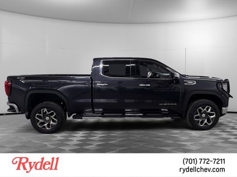 Used 2024 GMC Sierra 1500 SLT w/ SLT Premium Plus Package image 6