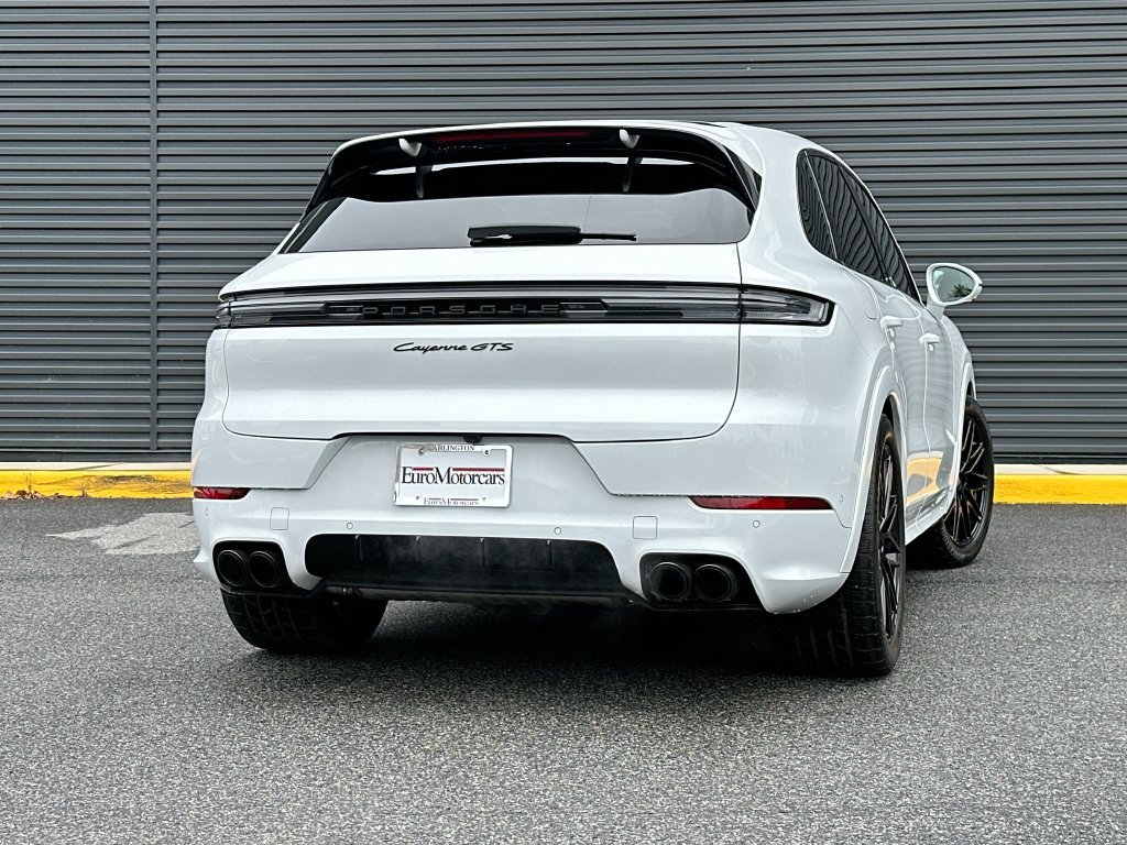 Certified 2025 Porsche Cayenne GTS AWD/4WD image 9