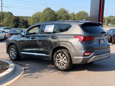 Used 2020 Hyundai Santa Fe SEL FWD image 9