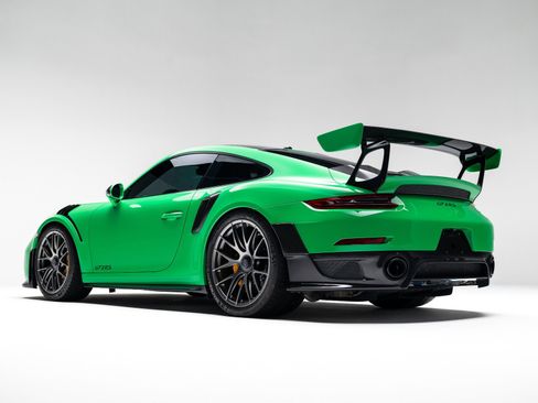 Used 2018 Porsche 911 GT2 RS image 6