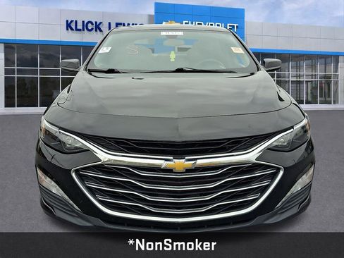 Used 2020 Chevrolet Malibu LT image 2