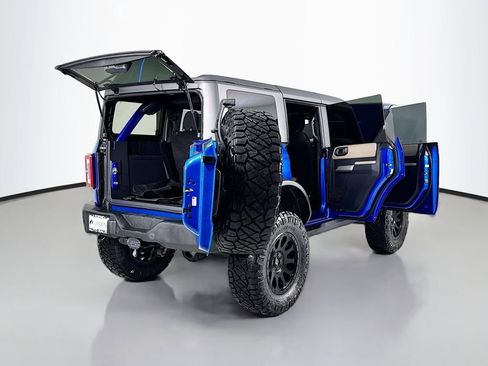Used 2023 Ford Bronco Wildtrak AWD/4WD image 29