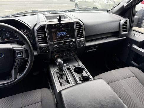Used 2015 Ford F150 XLT w/ Equipment Group 302A Luxury image 19