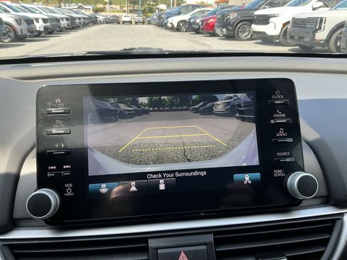 Used 2022 Honda Accord Sport image 24