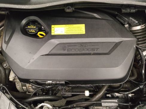 Used 2015 Ford Escape SE w/ Equipment Group 201A AWD/4WD image 30