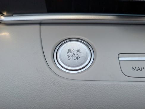 New 2025 Hyundai Elantra Limited image 55