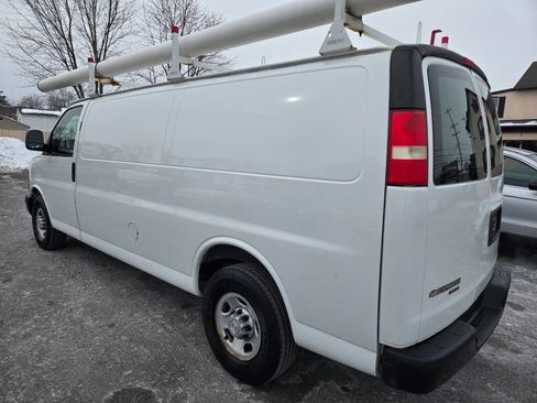 Used 2013 Chevrolet Express 3500 Extended image 8