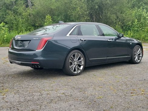 Used 2018 Cadillac CT6 Platinum AWD/4WD image 5