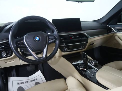Certified 2023 BMW 530i w/ Convenience Package RWD image 17