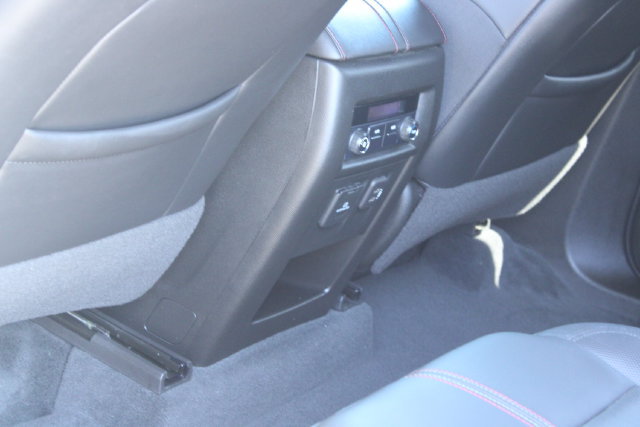 Used 2022 Chevrolet Traverse RS AWD/4WD image 37