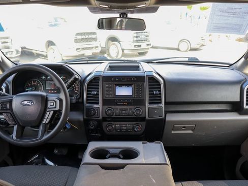 Used 2018 Ford F150 XLT w/ XTR Package image 25