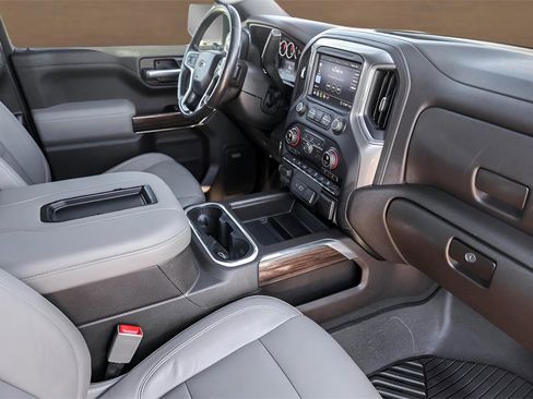 Used 2020 Chevrolet Silverado 1500 LT Trail Boss image 31