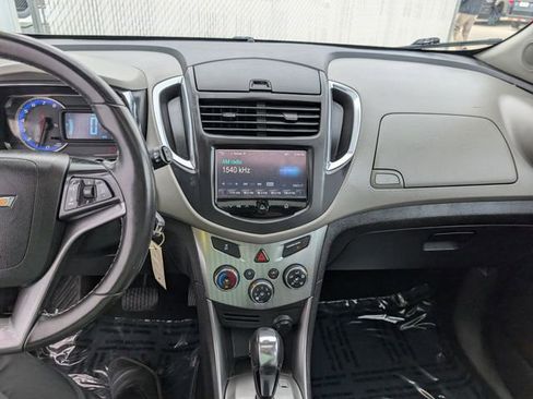 Used 2015 Chevrolet Trax LTZ image 4