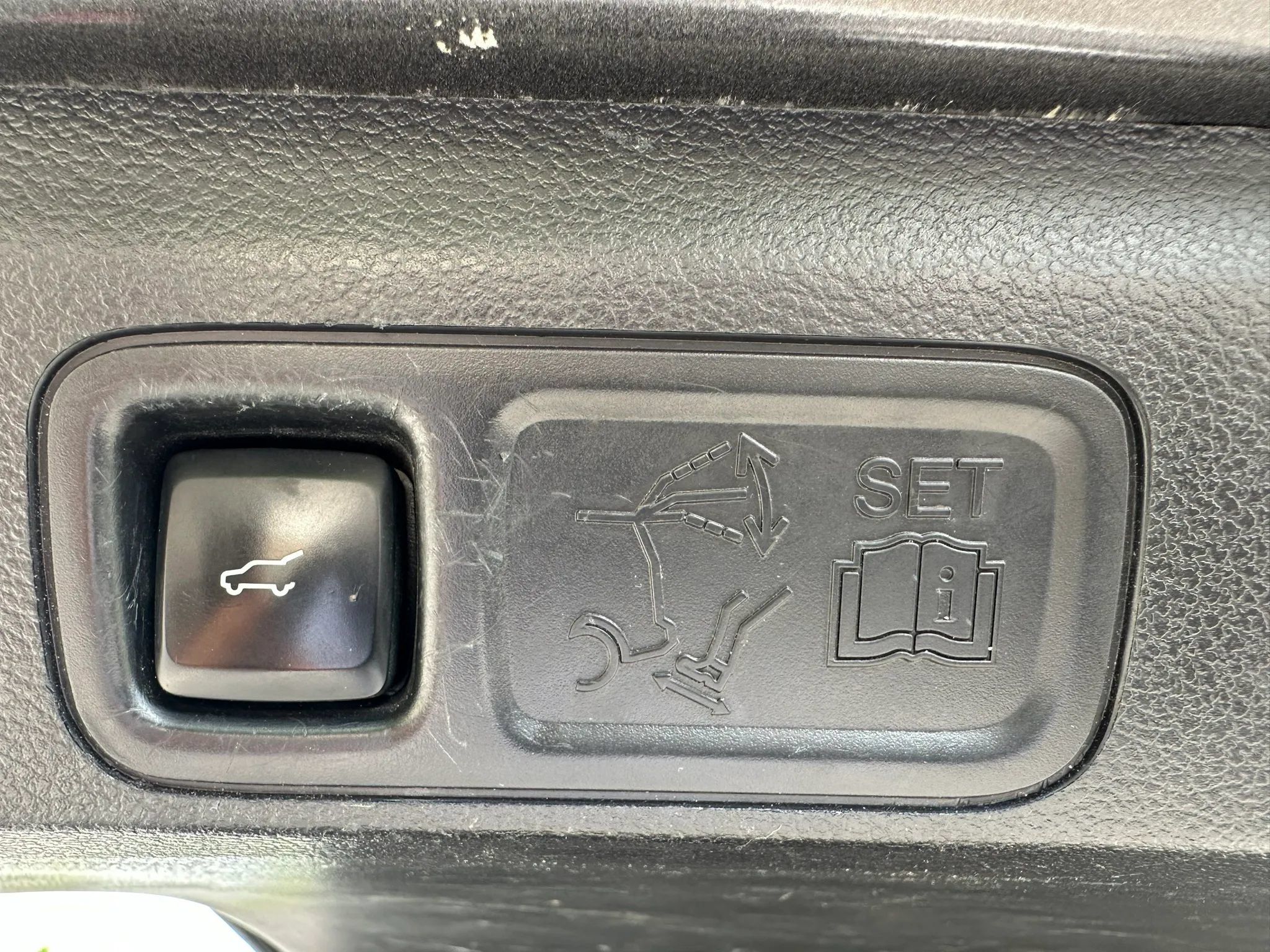 Used 2018 Ford Expedition Max Limited AWD/4WD image 38
