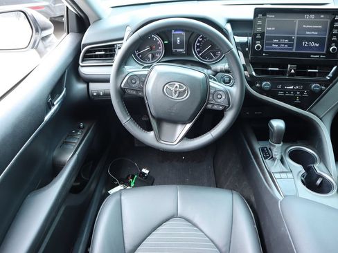 Used 2024 Toyota Camry SE w/ Audio Upgrade Package FWD image 6