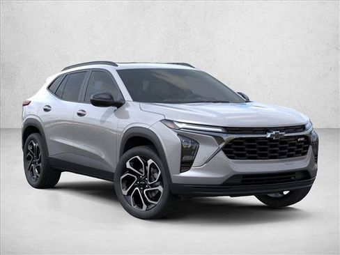New 2026 Chevrolet Trax RS w/ Sunroof Package FWD image 7