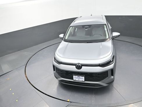 New 2026 Volkswagen Tiguan S FWD image 14