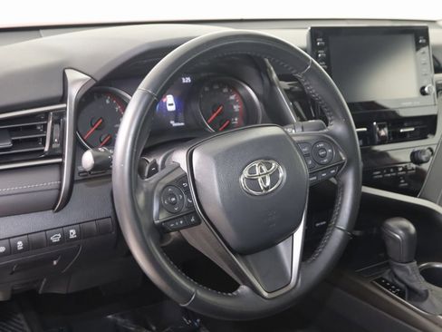 Used 2023 Toyota Camry XSE image 6