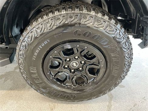 Used 2024 Ford Bronco Wildtrak image 7