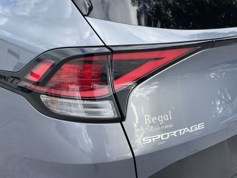 Certified 2023 Kia Sportage EX FWD image 10
