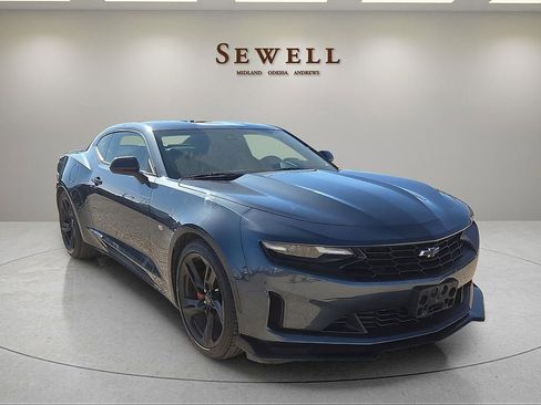Used 2023 Chevrolet Camaro LT image 6