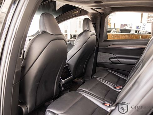 Used 2024 Tesla Model X AWD/4WD image 28