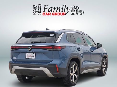 New 2026 Volkswagen Tiguan SE image 4