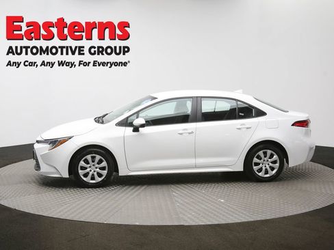 Used 2024 Toyota Corolla LE image 58