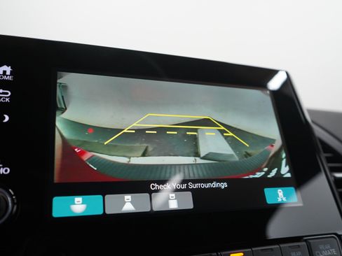 Used 2024 Honda Odyssey Sport image 31