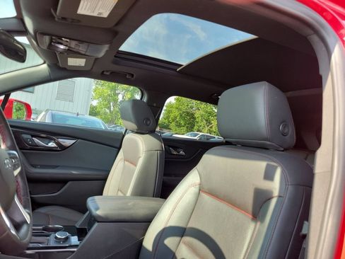 Used 2019 Chevrolet Blazer RS w/ Sun and Wheels Package FWD image 36
