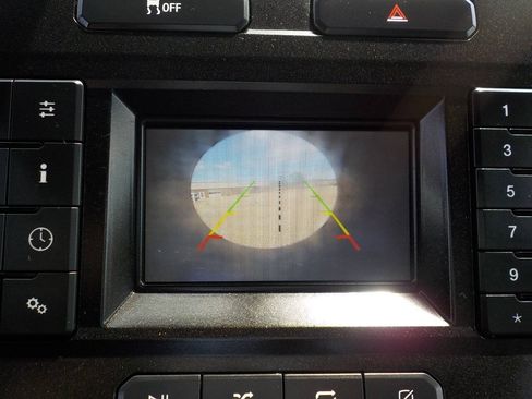 Used 2022 Ford F250 XL w/ Power Equipment Group RWD image 21
