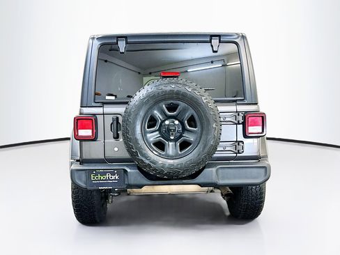 Used 2019 Jeep Wrangler Unlimited Sport S AWD/4WD image 7