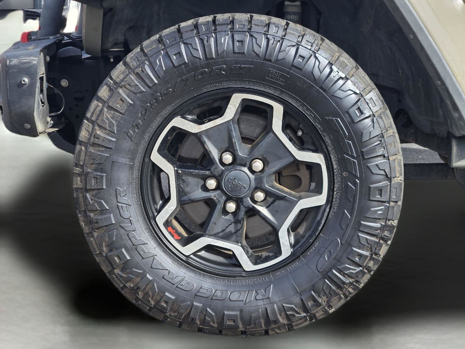 Used 2020 Jeep Gladiator Rubicon AWD/4WD image 11