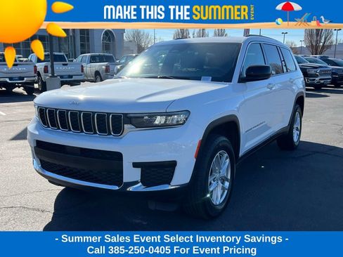 Used 2025 Jeep Grand Cherokee L Laredo w/ Trailer Tow Package AWD/4WD image 2