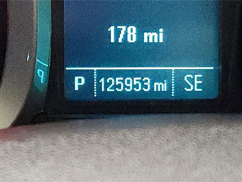 Used 2015 Chevrolet Equinox LTZ image 39