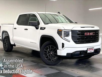 New 2026 GMC Sierra 1500 Pro w/ Graphite Edition