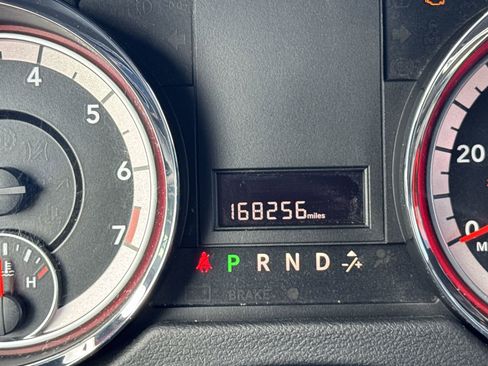 Used 2018 Dodge Grand Caravan SE image 12