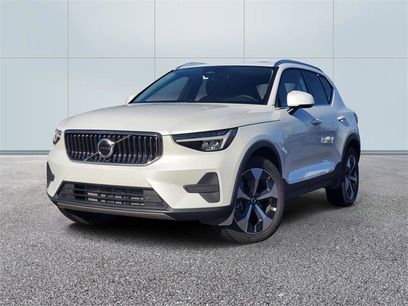 Certified 2025 Volvo XC40 B5 Core w/ Protection Package Premier