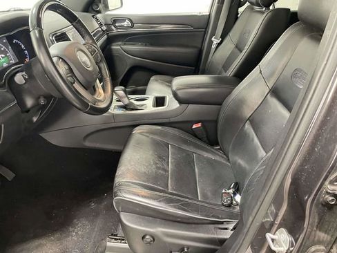 Used 2019 Jeep Grand Cherokee Overland image 11