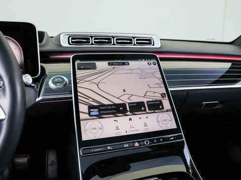 Used 2022 Mercedes-Benz Maybach S 580 4MATIC image 11
