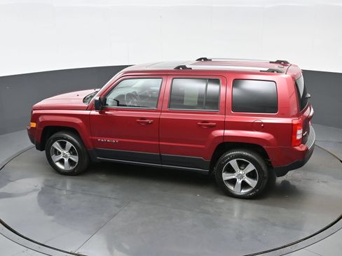 Used 2016 Jeep Patriot High Altitude AWD/4WD image 32